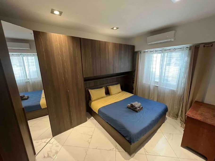 Entire Private House With Large Yard Apartment Is-Swieqi